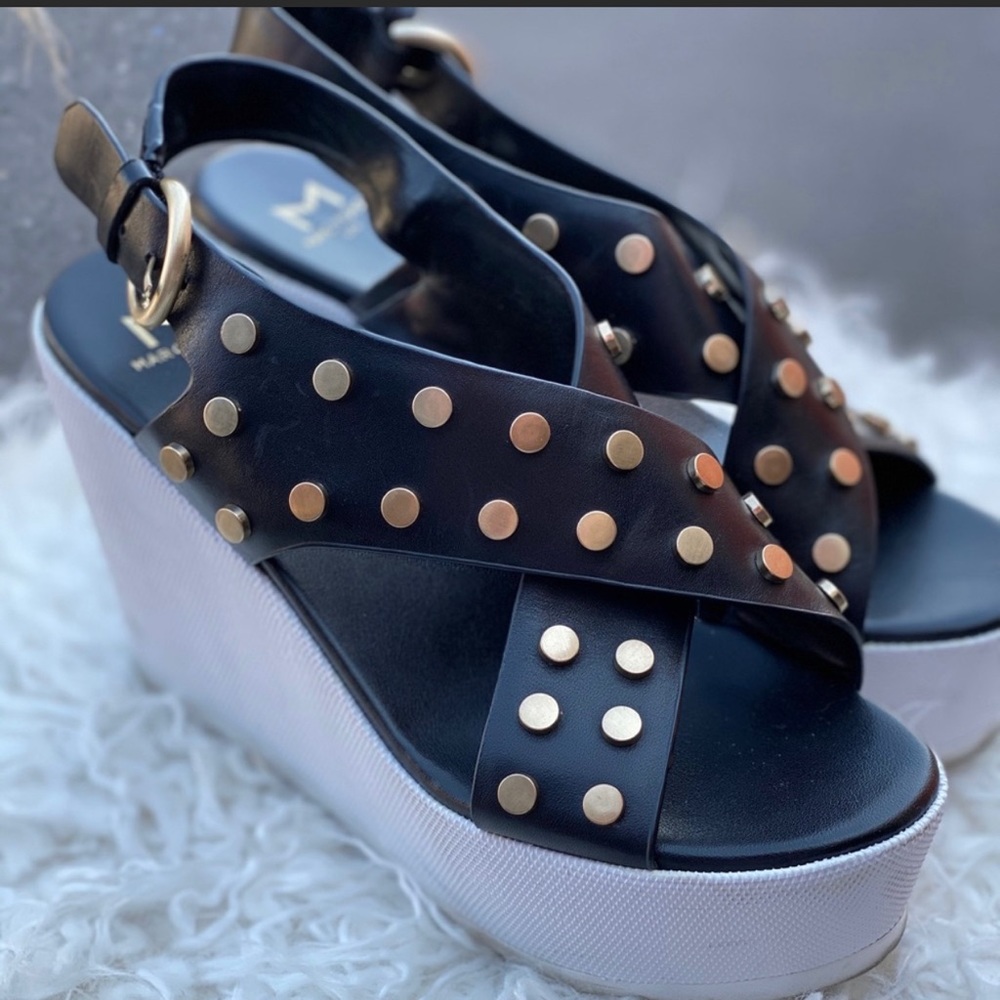 🖤 Stunning Black Leather Studded MF Wedges 🖤